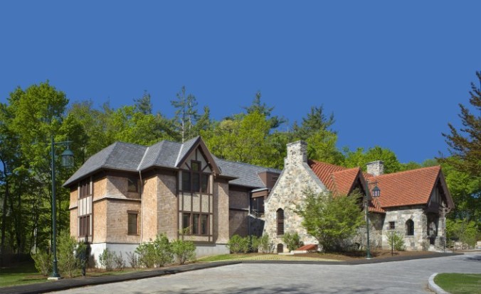 LLB3102-NEcloser-web-size-704x432Bolton