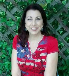 03_Cat Gardiner (1).jpg